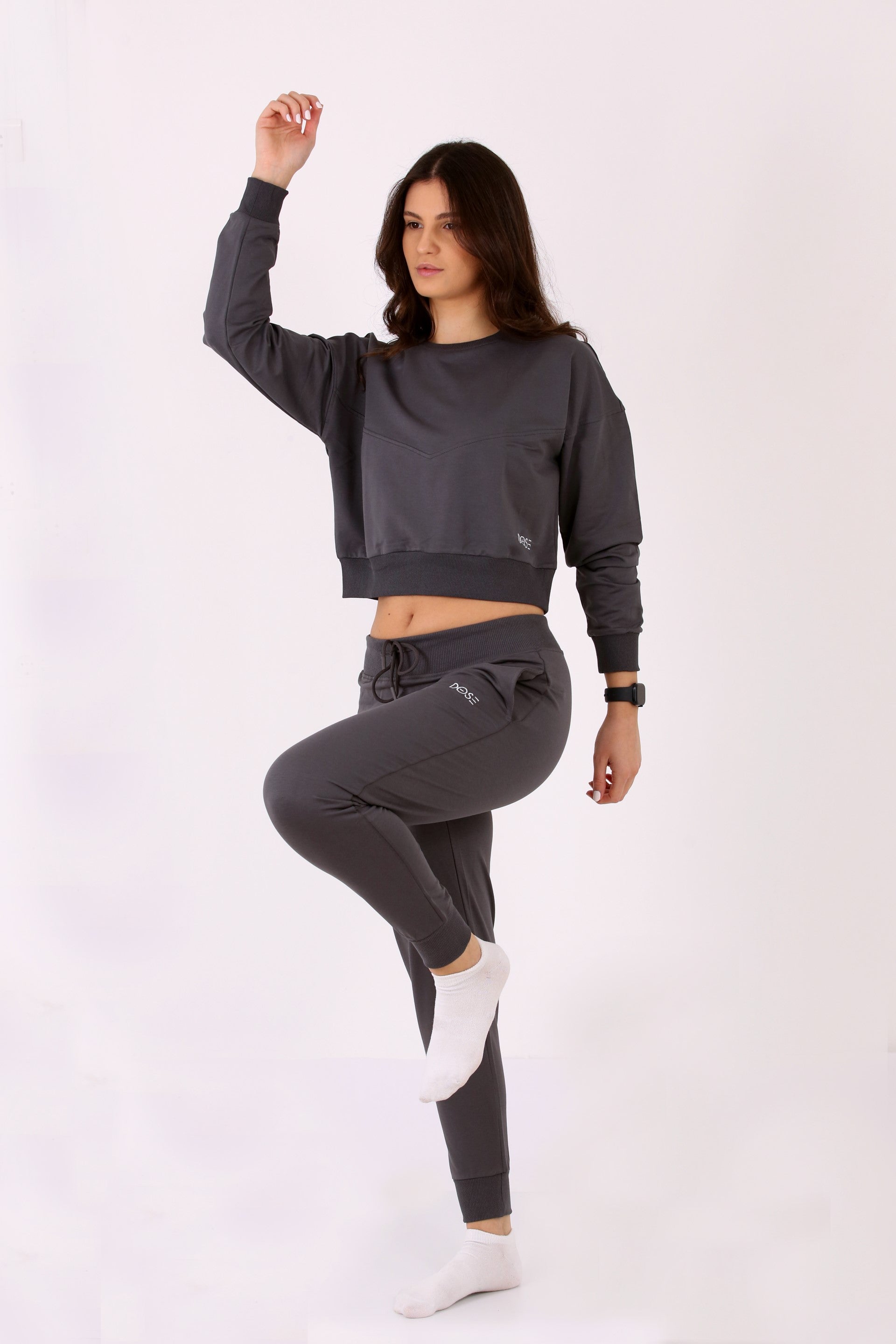 ANDORRA - Oversized Crop Crewneck