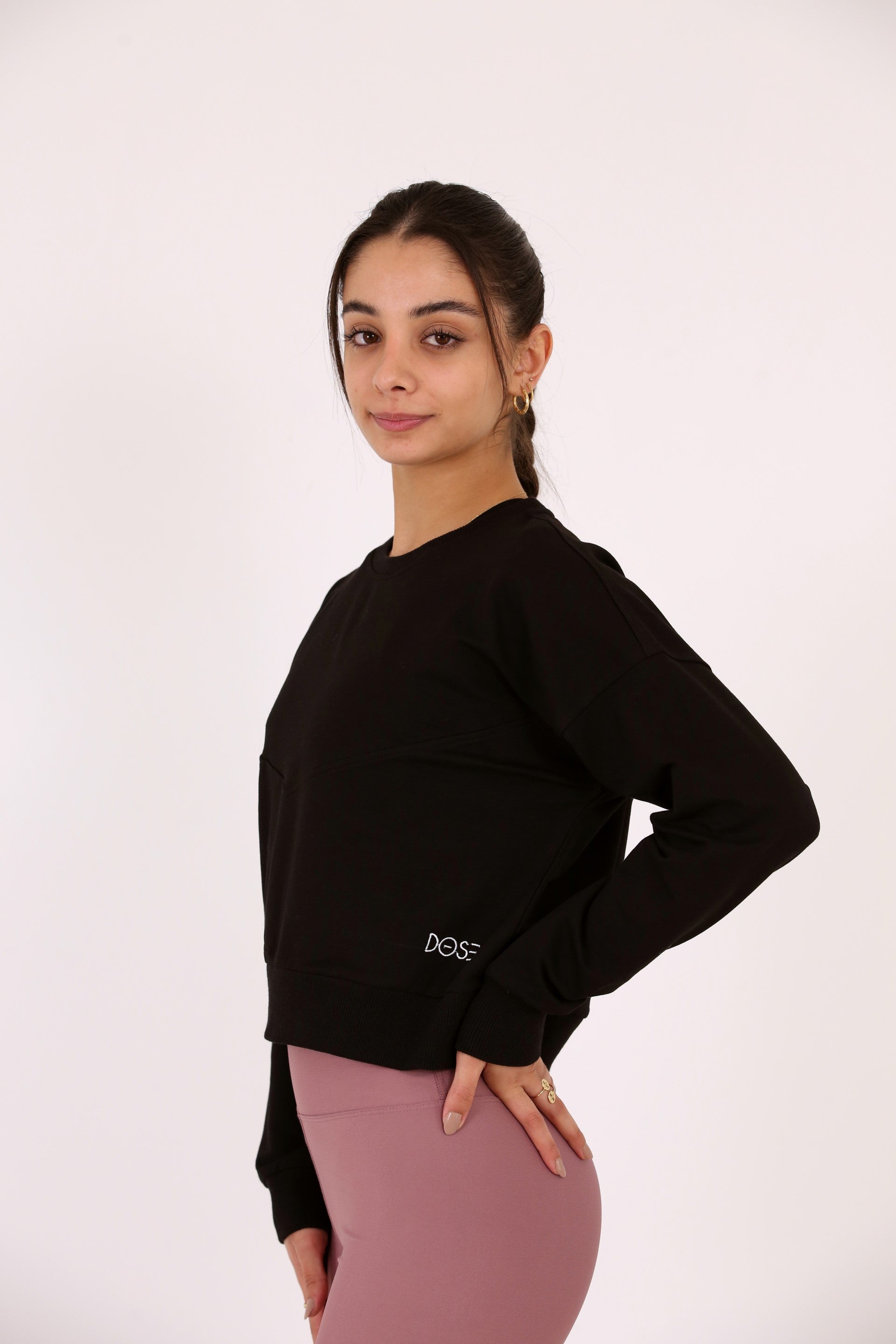 ANDORRA - Oversized Crop Crewneck