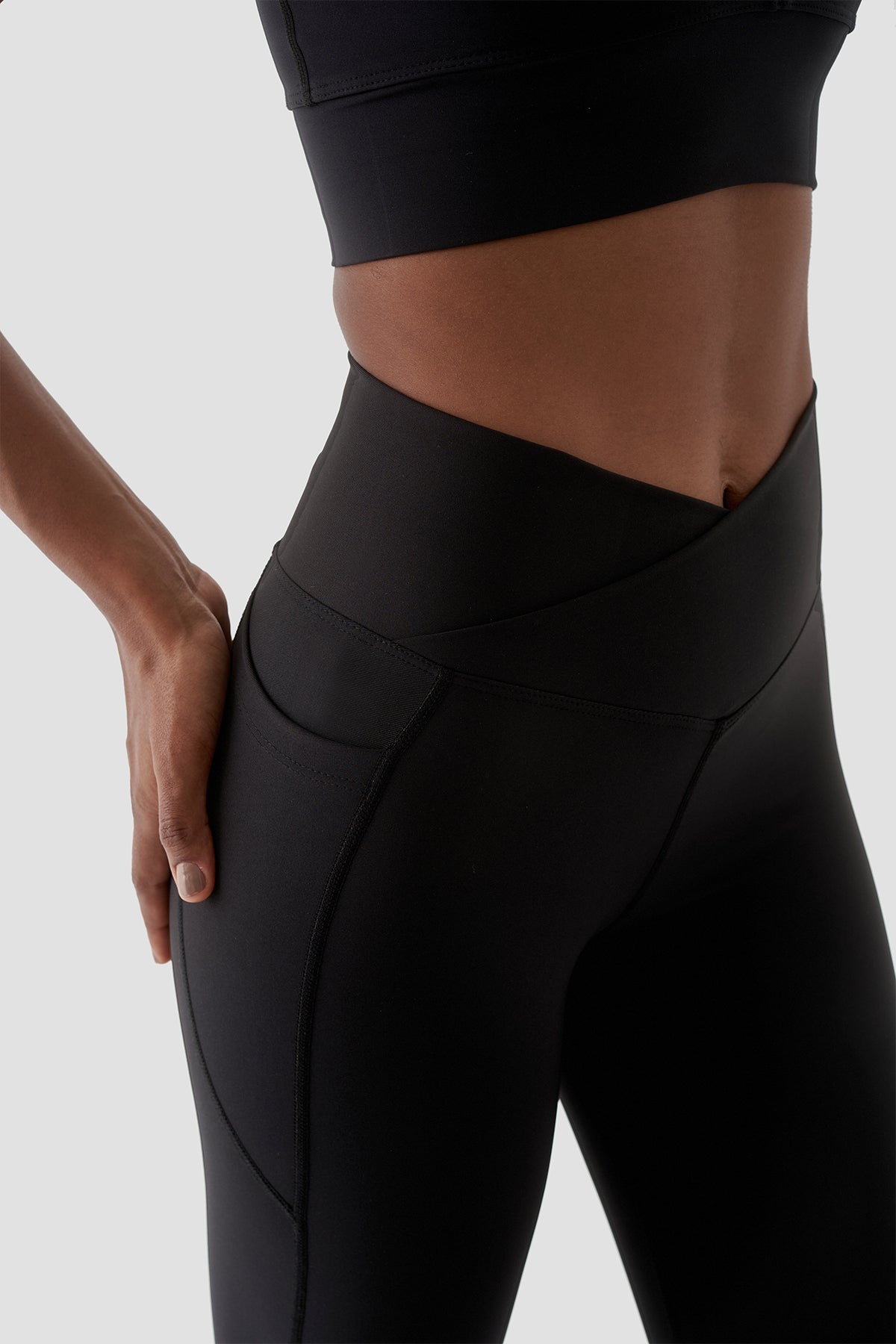 BERLIN - V Belt Sports Leggings