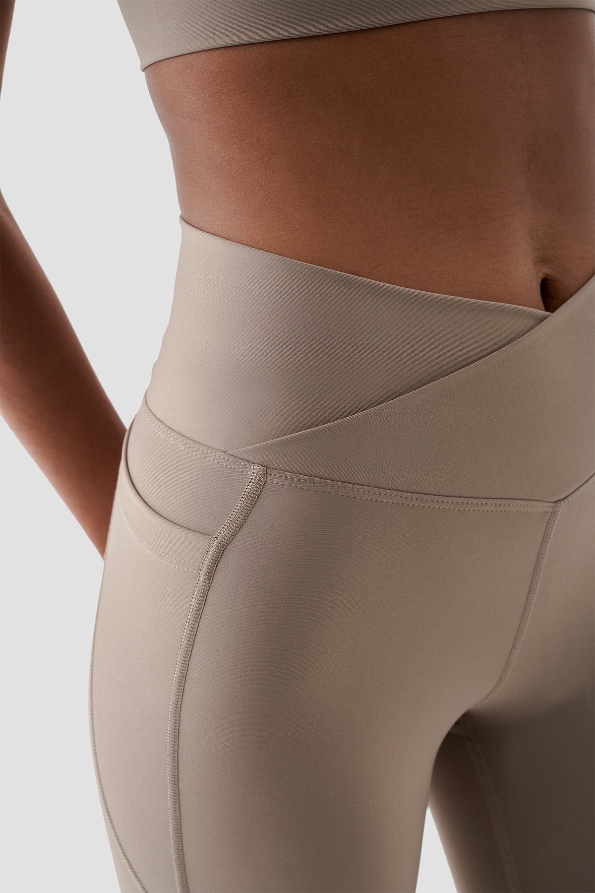 BERLIN - V Belt Sports Leggings
