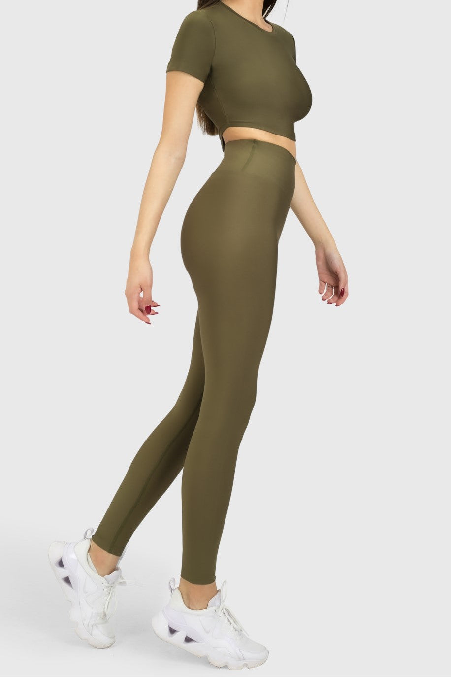 GUARDA - Sports Short Sleeve Crop Top