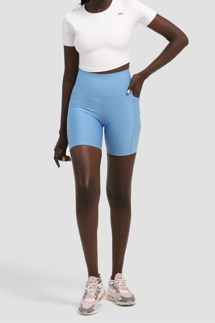 GUARDA - Sports Short Sleeve Crop Top