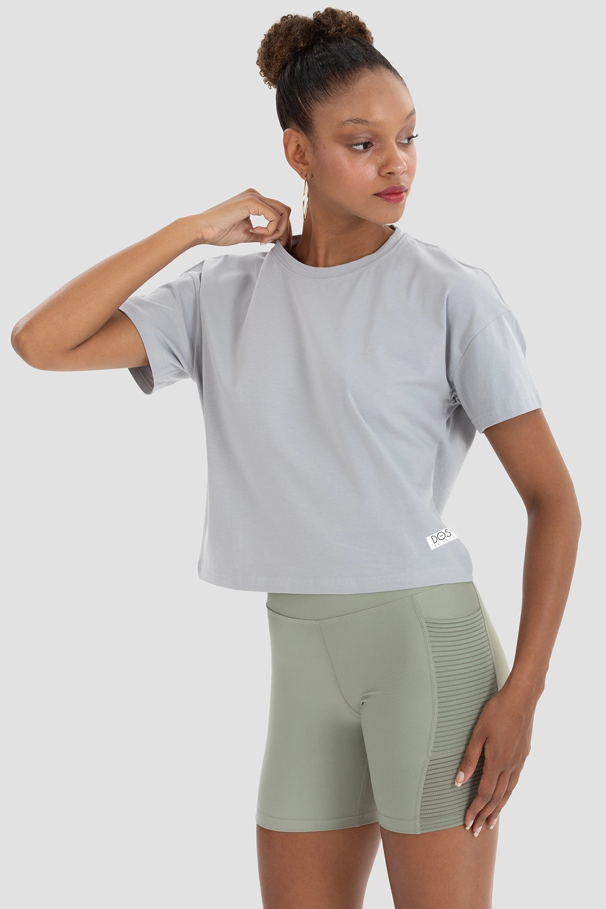 VERNAZA - Oversized Crop T-Shirt