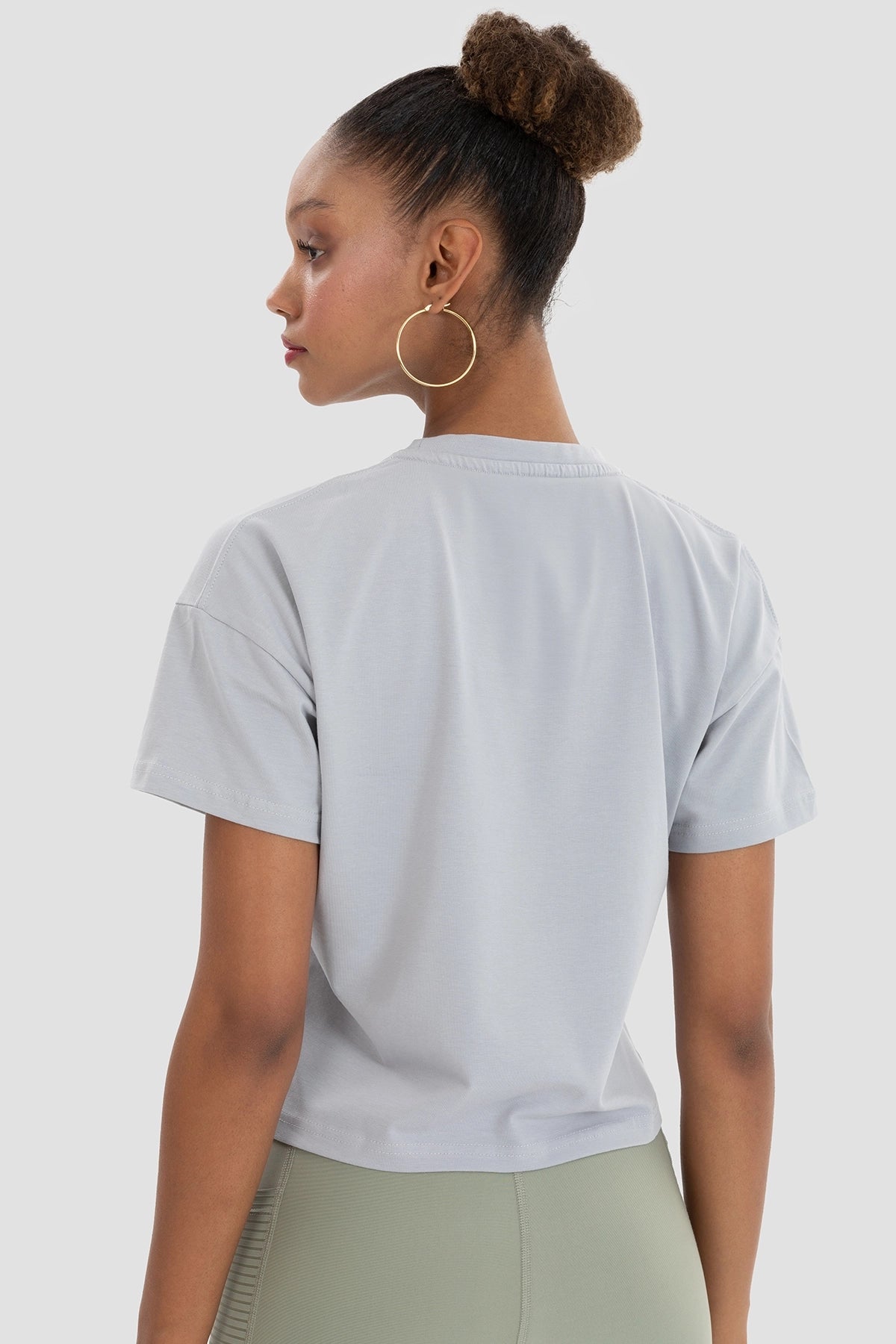 VERNAZA - Oversized Crop T-Shirt