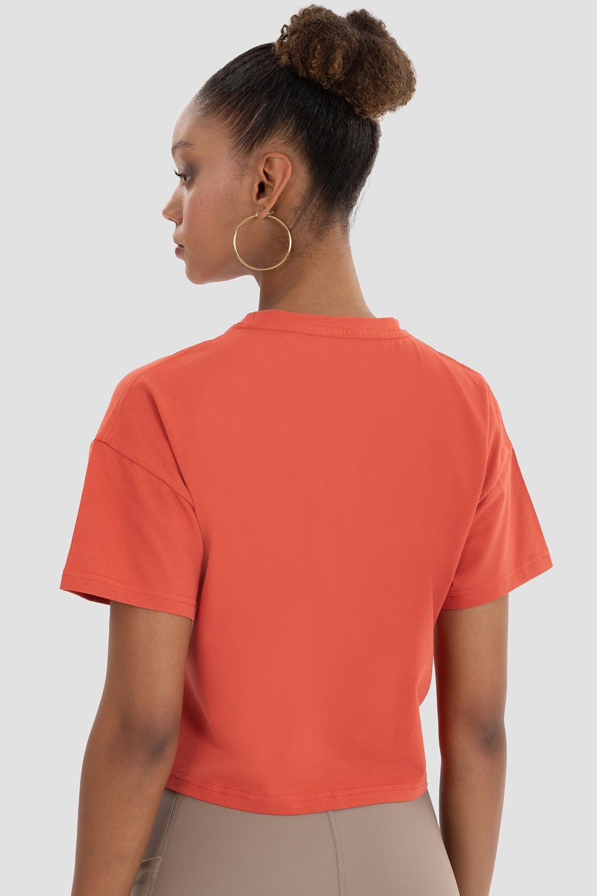 VERNAZA - Oversized Crop T-Shirt