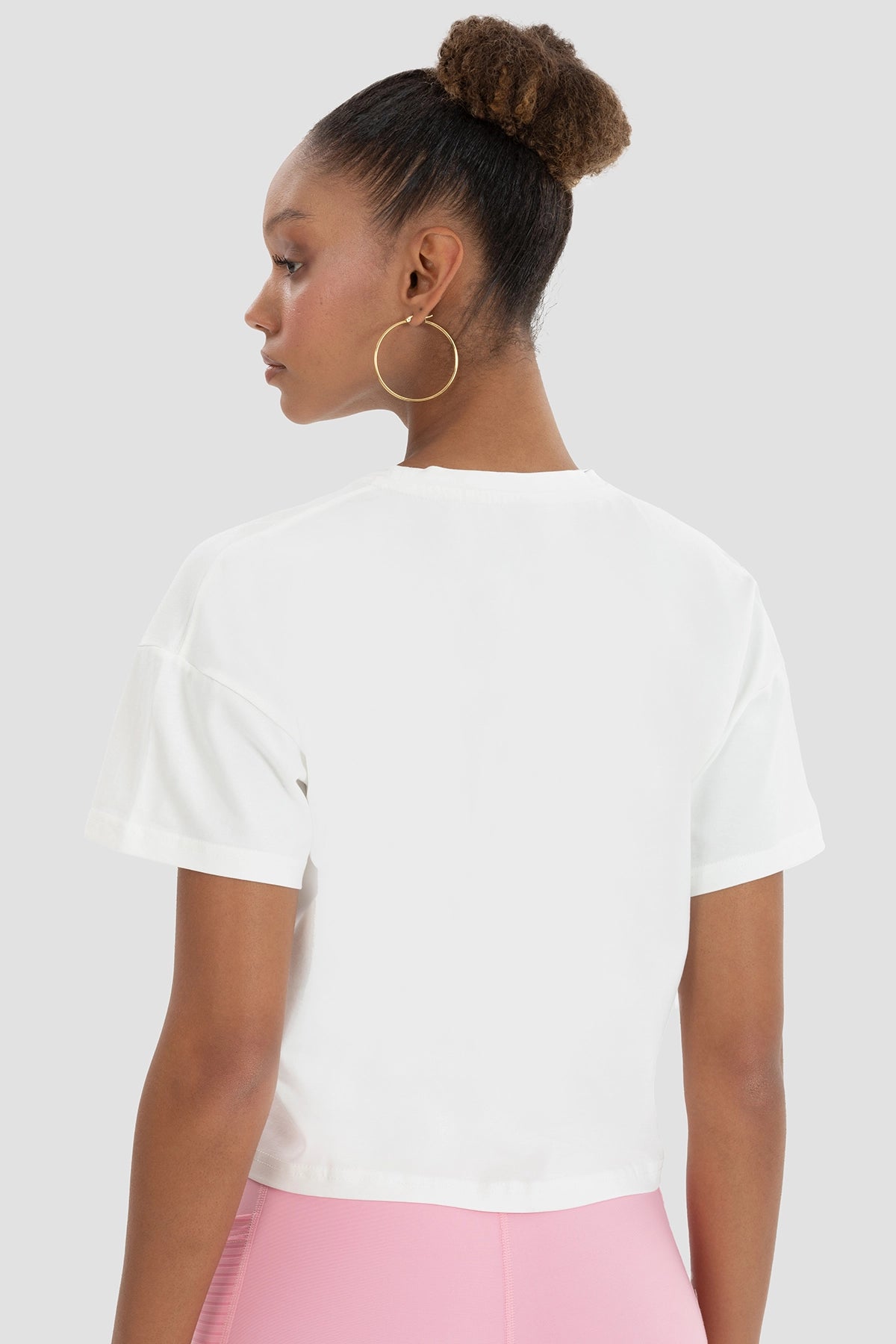 VERNAZA - Oversized Crop T-Shirt
